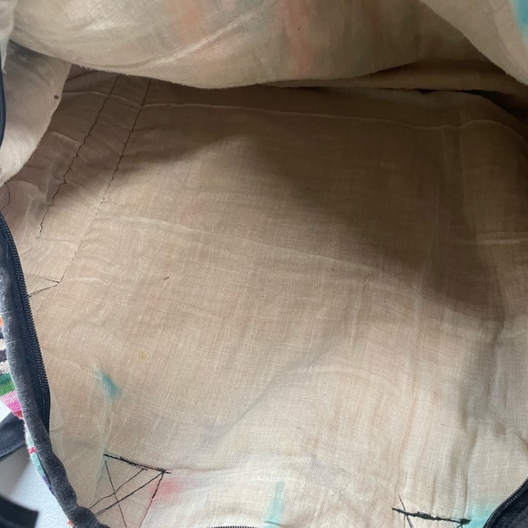 Peruvian Duffel Tote Handmade Normal Wear - Picture 9 of 10